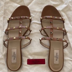 Authentic Valentino Garavani rock stud slide
